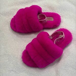 UGG - Kids Pink Fluff Yeah Shearling Slides - Size: US 11